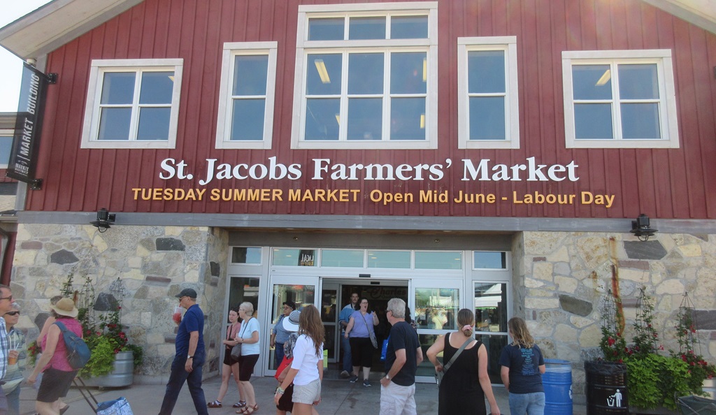 St. Jacob Farmer Market Main Building