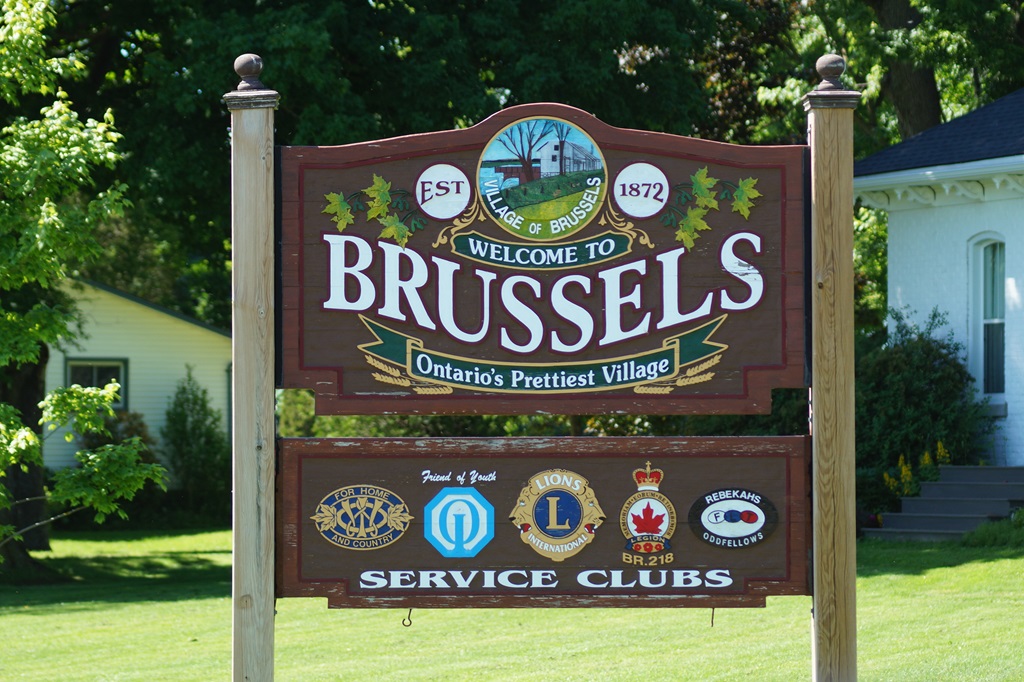 Brussels Welsome Sign