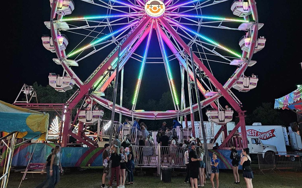 Fun in the Midway - Delta Fair