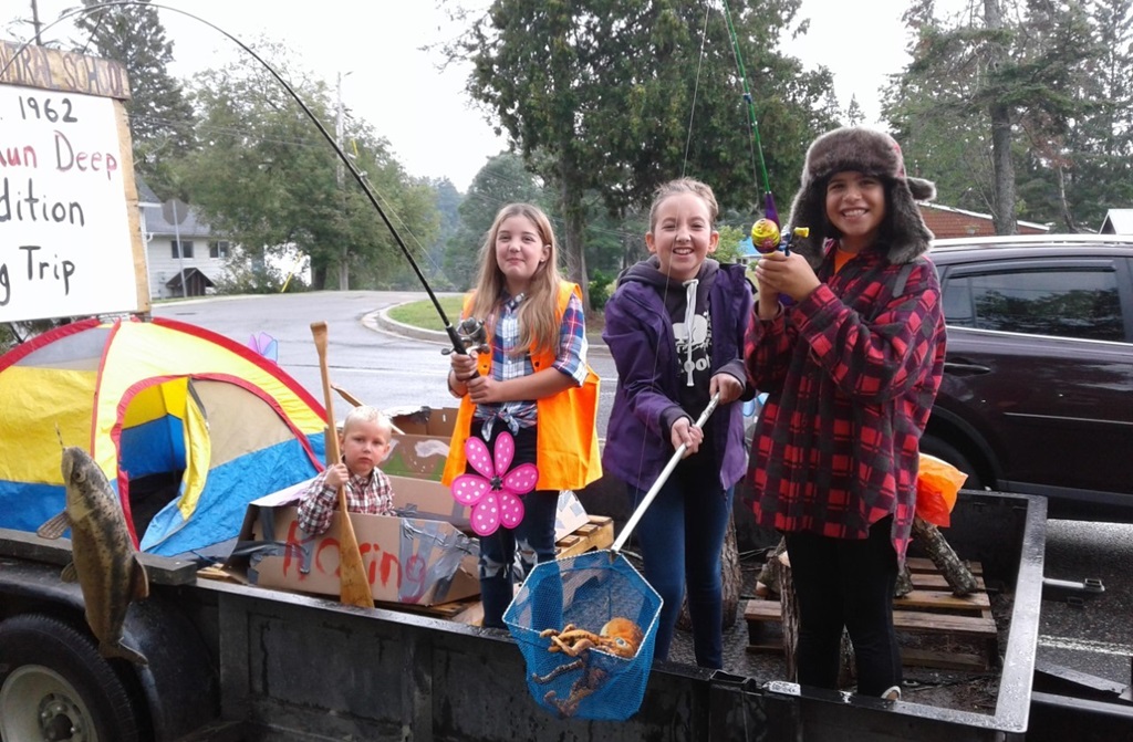 Parade - Dunchurch Fall Fair
