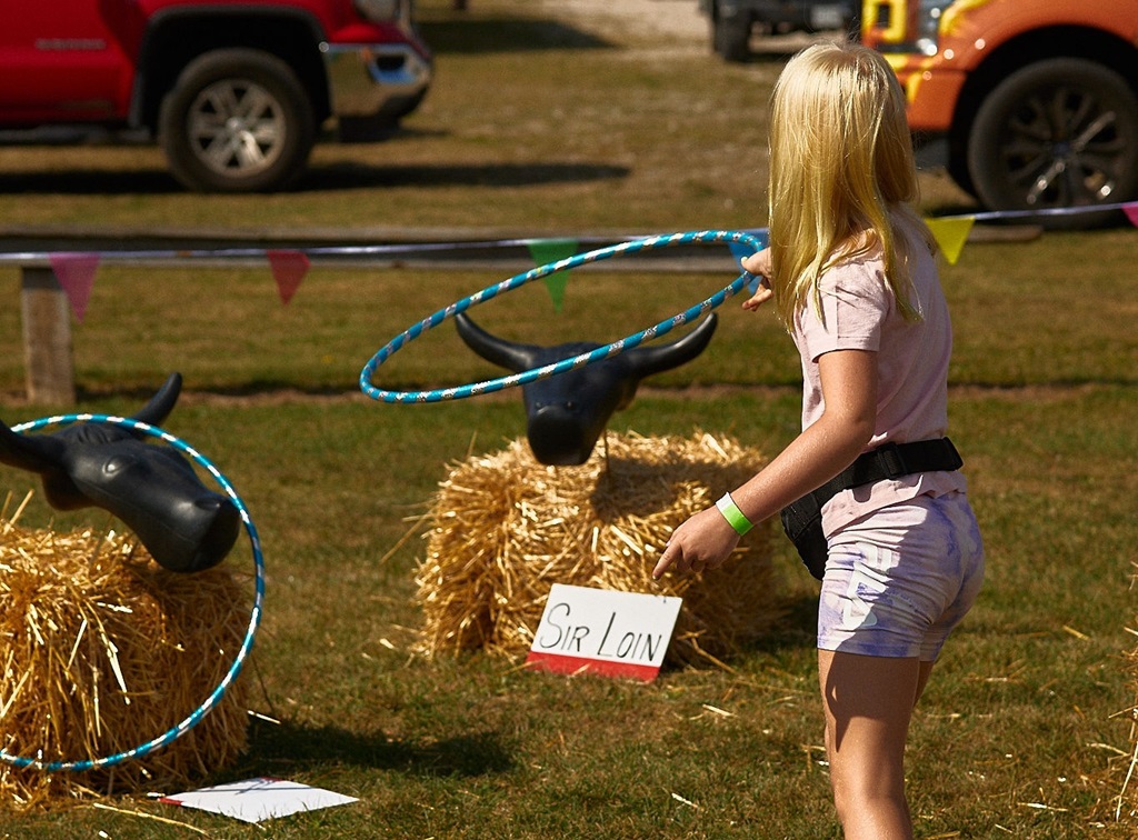 Hoop Toss - Embro Fall Fair