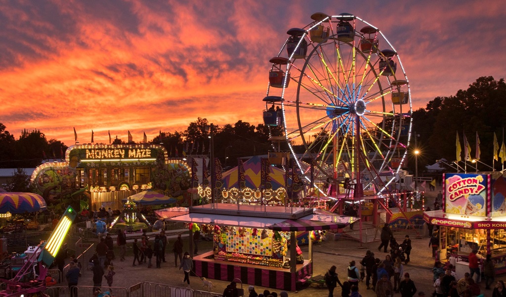 Midway - Bobcaygeon Fall Fair