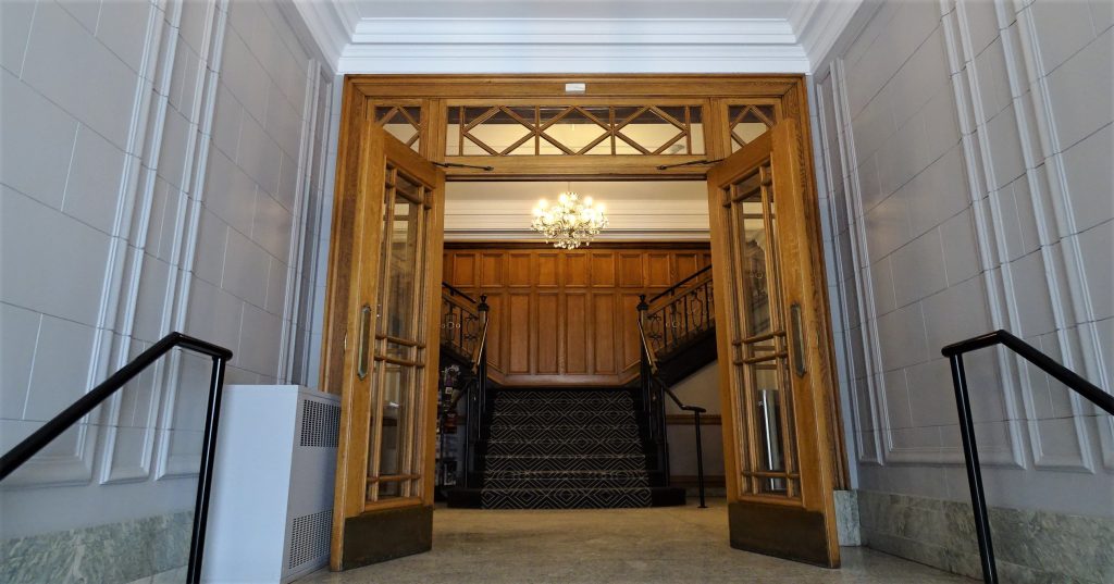 Thunder Bay Port Arthur Courthouse with stone façade and classical architectural details.