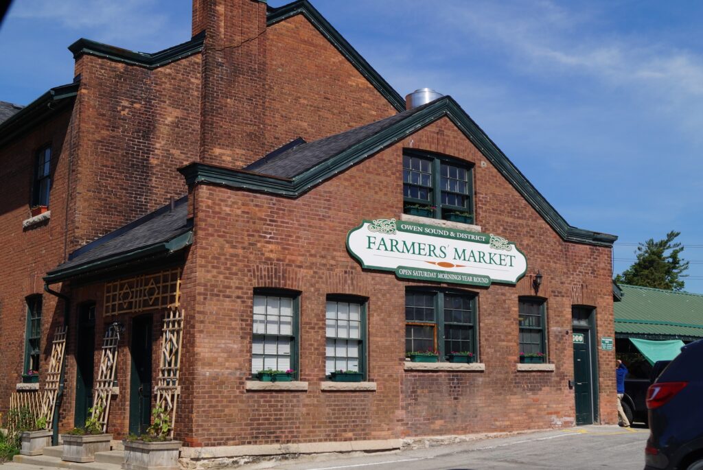 Farmers' Market Building