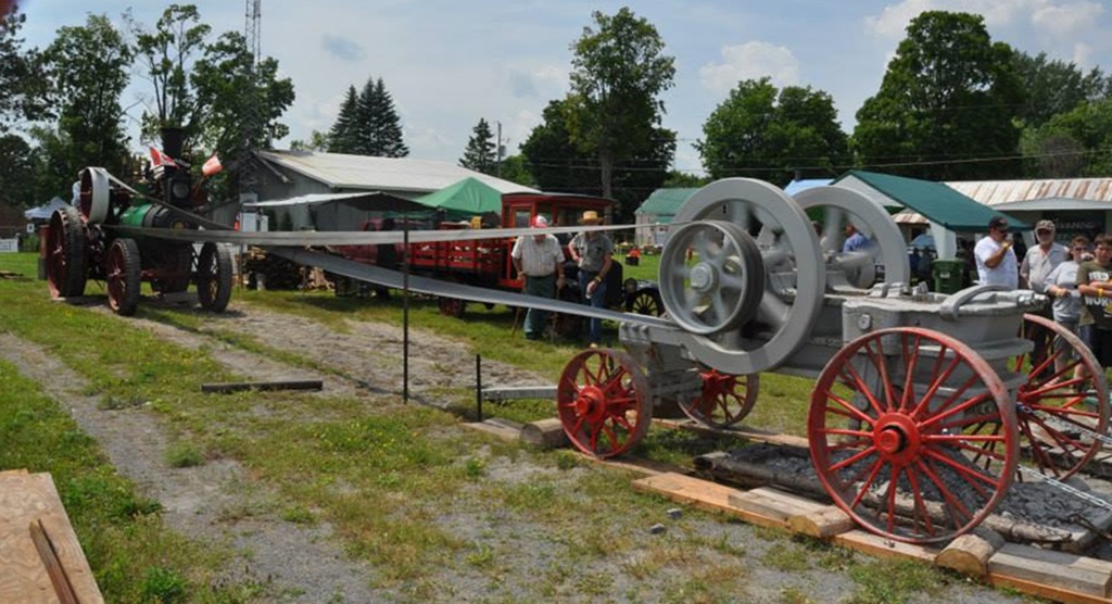 Vintage Machine - Middleville Fall Fair