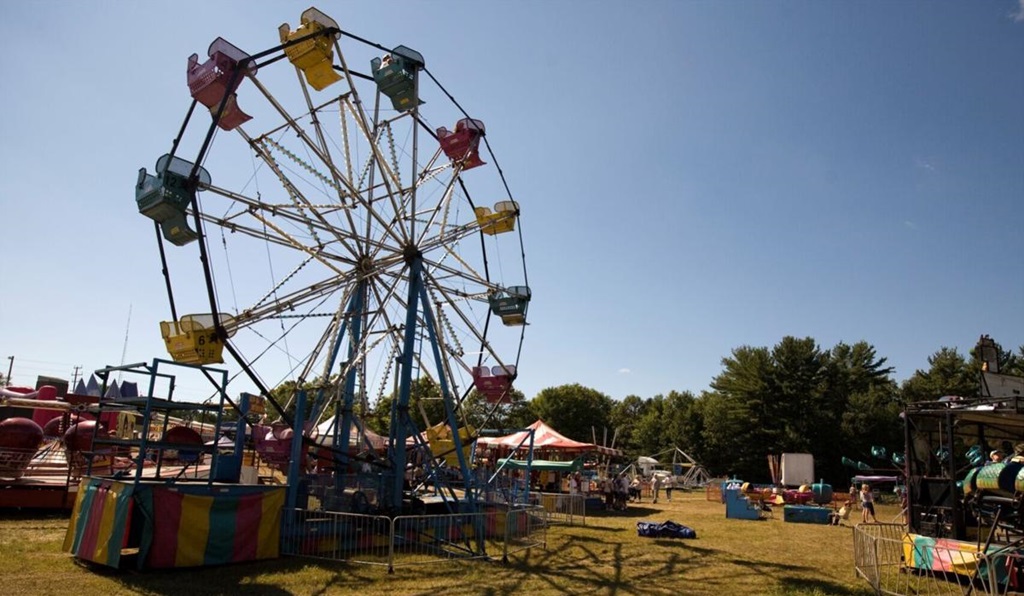 Ferris Wheel - Foley Fall Fair