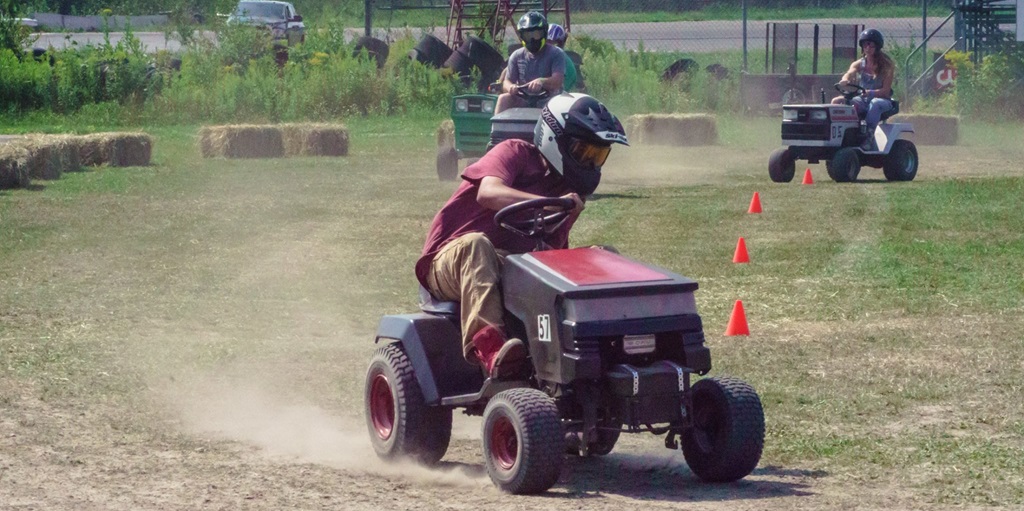 Lawn Mower Race - Laird Fair