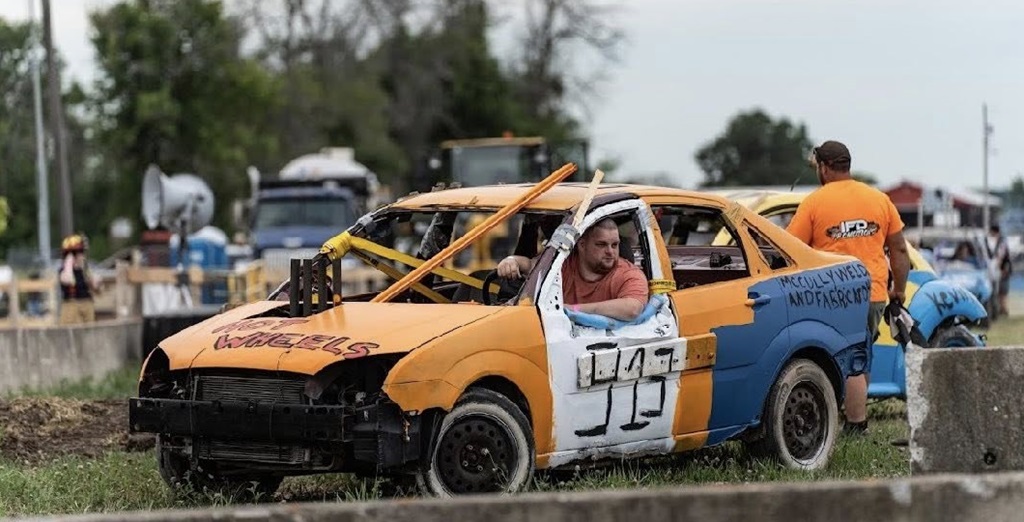 Demolition Derby - Lansdowne Fair