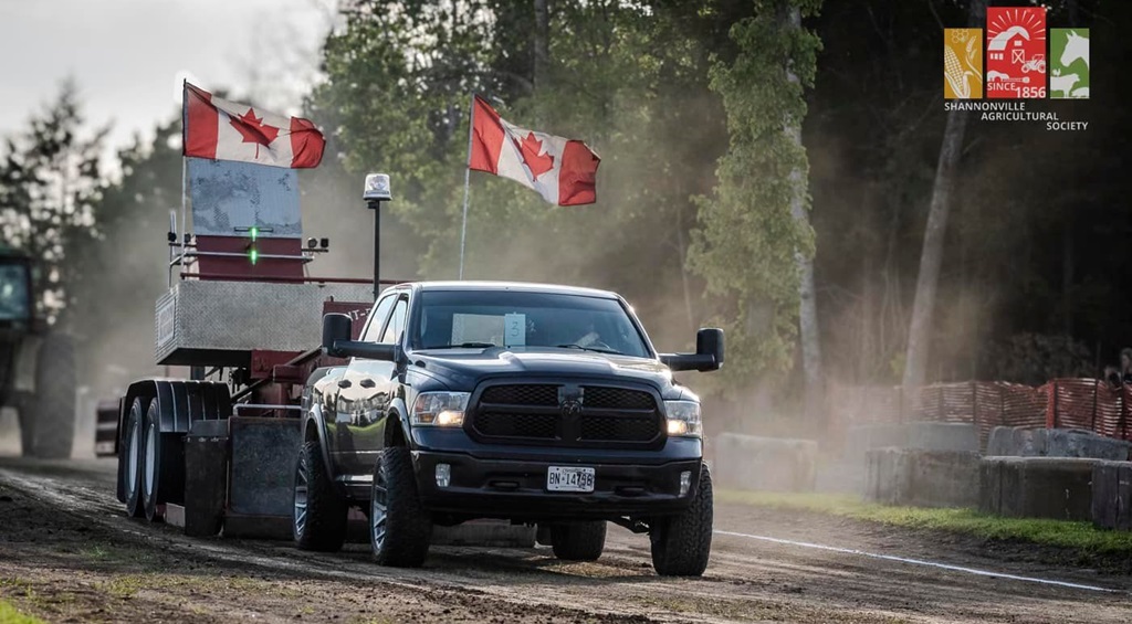Shannonville World's Fair - Truck Pull Action