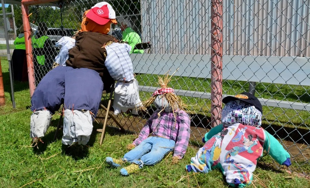 Wilberforce Fair - Scarecrow Display